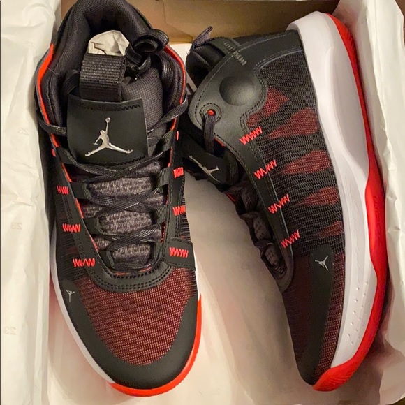 Jordan jumpman 2020 (brand new) - Picture 1 of 4